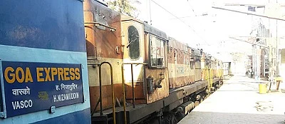 Goa Nizamuddin Express ran through Miraj first time after 70 days