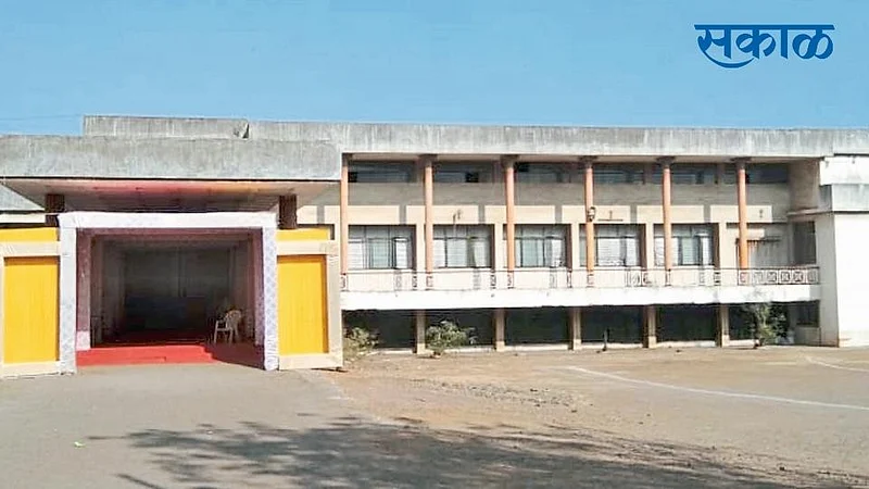 Due To The Containment Zone, Ichalkaranji Municipality Has To Change The Meeting Place Kolhapur Marathi News