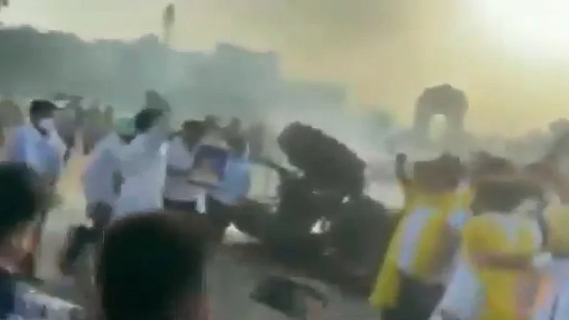india gate tractor fire