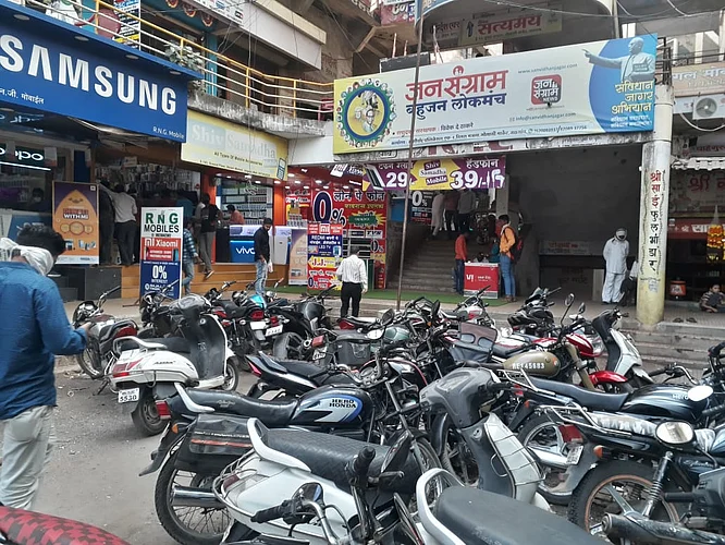 जळगाव शहर अतिक्रमणाच्या विळख्यात !