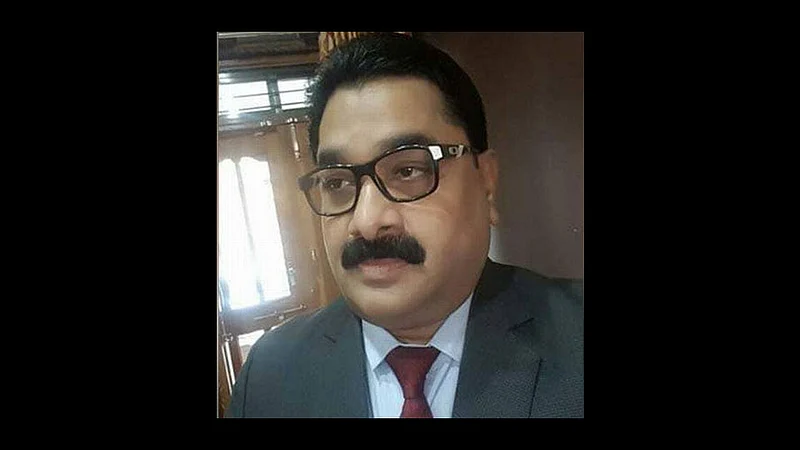 judge son died allegedly after eating poisoned chapatis in madhya pradesh