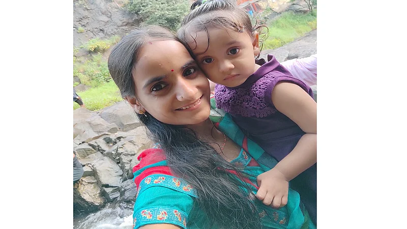 jyoti rathi.png}