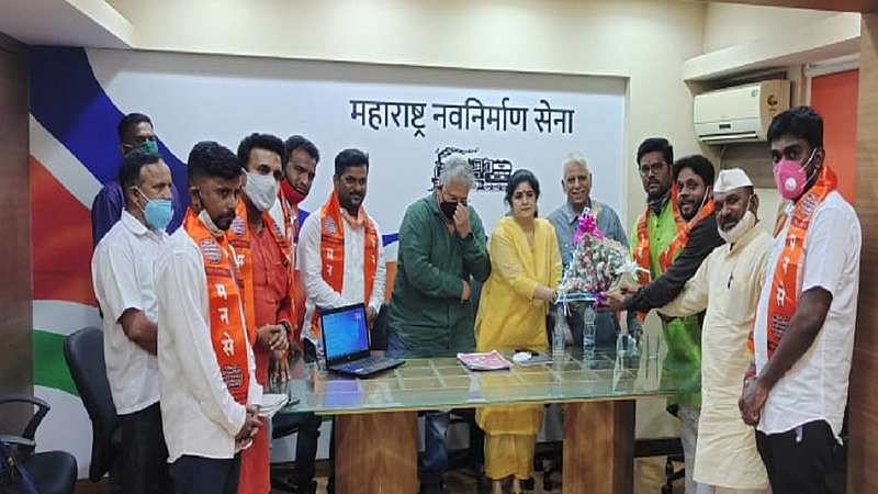 dakkhancha raja Jotiba serial ishu is now in Mumbai