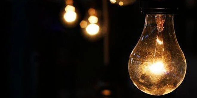 Akola News: Wireman dies of electric shock