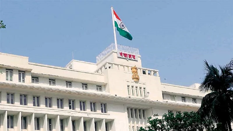 ग्रामविकास विभागाच्या भरतीप्रक्रियेची निविदा अखेर रद्द; मंत्रीमंडळ, अर्थ विभाग होता अंधारात