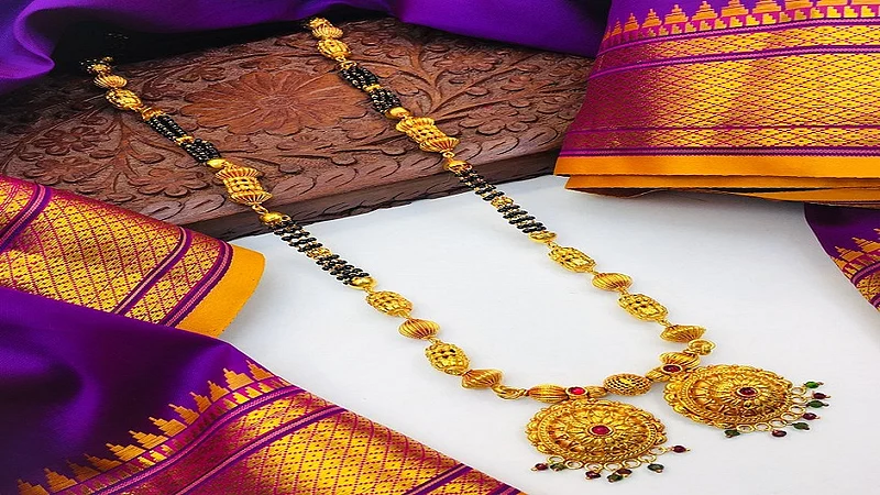 mangalsutra 123.jpg