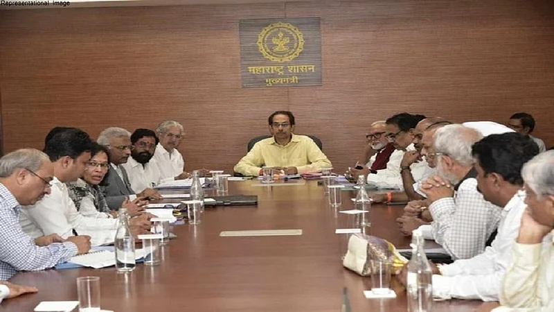 महाराष्ट्र-कर्नाटक सीमाप्रश्नी समन्वयाची जबाबदारी छगन भुजबळ आणि एकनाथ शिंदे यांच्यावर