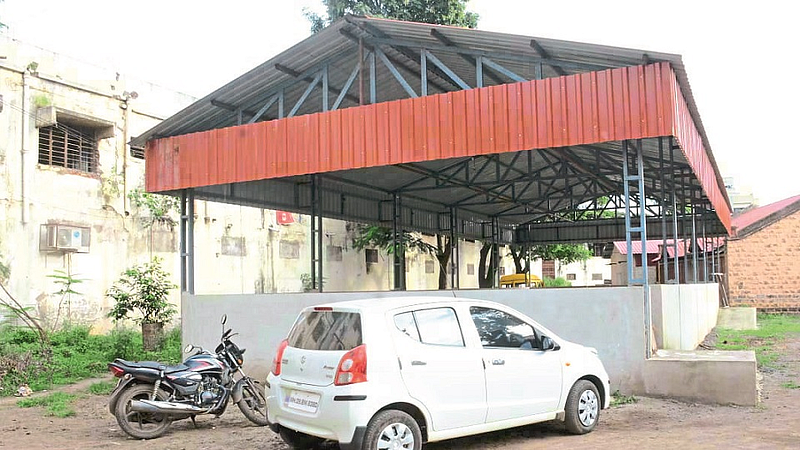 Ex-students from state and abroad will fight for Miraj High School