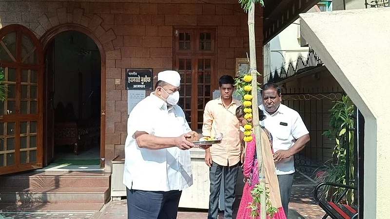 Coronaviras distroy with gudi padwa festival kolhapur marathi news