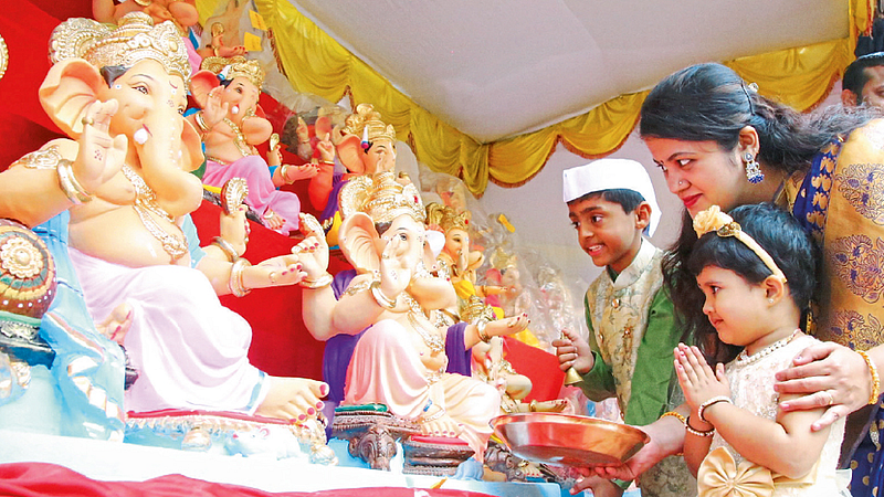 Punekar ready for ganesh ustav