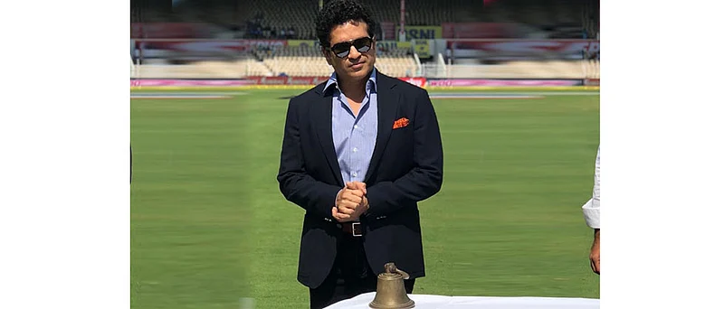 World Cup 2019 : आणखी एक सुपर ओव्हर खेळविणेच योग्य : सचिन