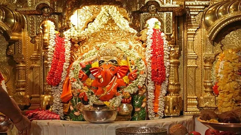 उद्या सिद्धिविनायकाच्या दर्शनासाठी जाणार आहात? आधी ही बातमी वाचा, मग प्लॅन करा