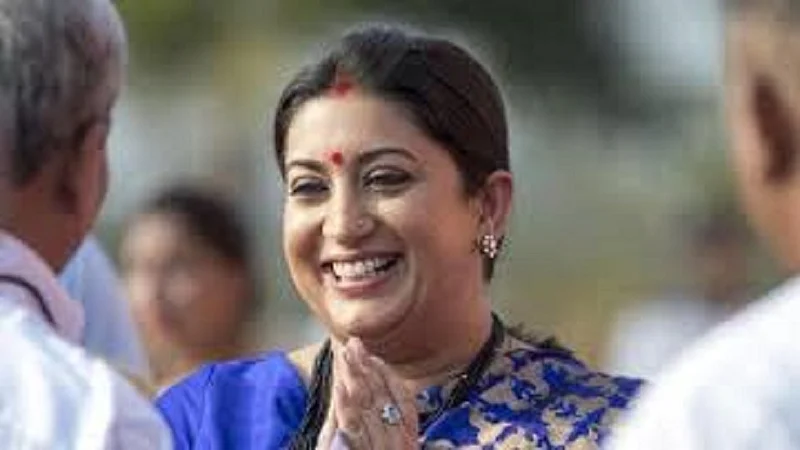 textile minister smriti irani will shift amethi uttar pradesh