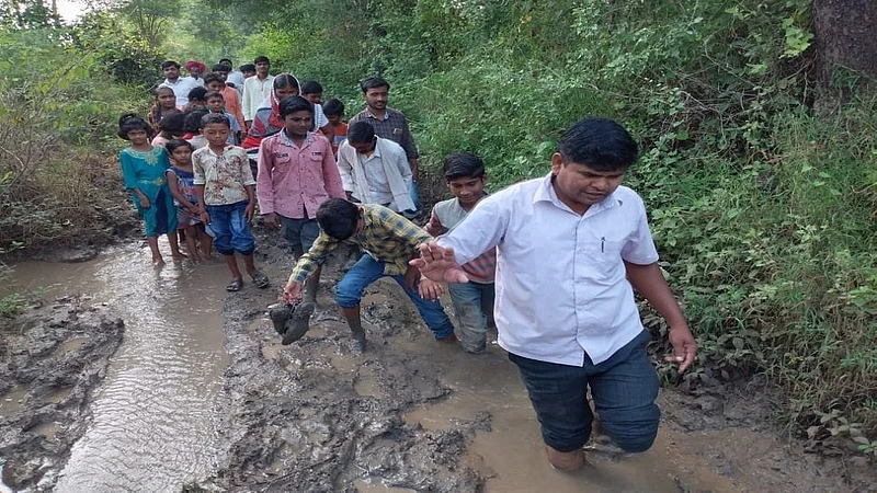 thergaon road bad conditions