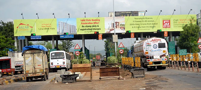 toll naka