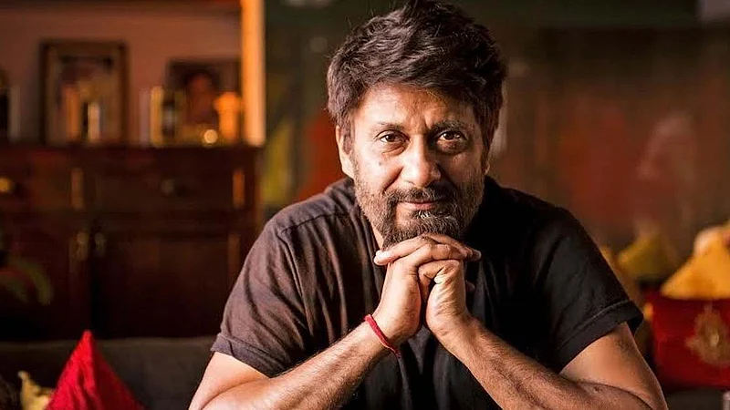 Vivek Agnihotri now against with Shah Rukh Khan Aamir Khan they File Suit Against media