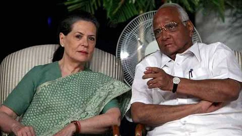 sonia gandhi sharad pawar to meet in delhi tomorrow maharashtra government