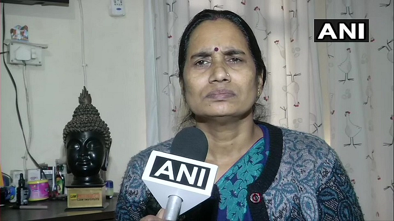 hyderabad rape case reaction of girls father nirbhaya mother reaction