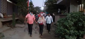 रूढी परंपरांना छेद देत लहान मुलीने पित्याच्या पार्थिवाला दिला अग्नीडाग