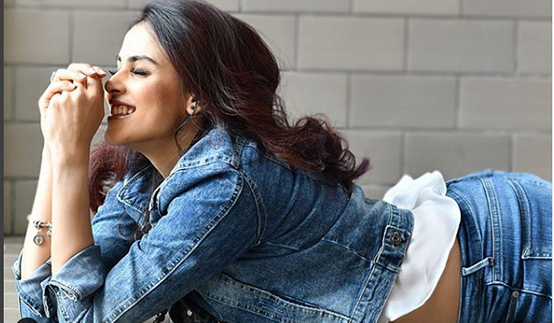 A Photographer Called Genelia as vahini