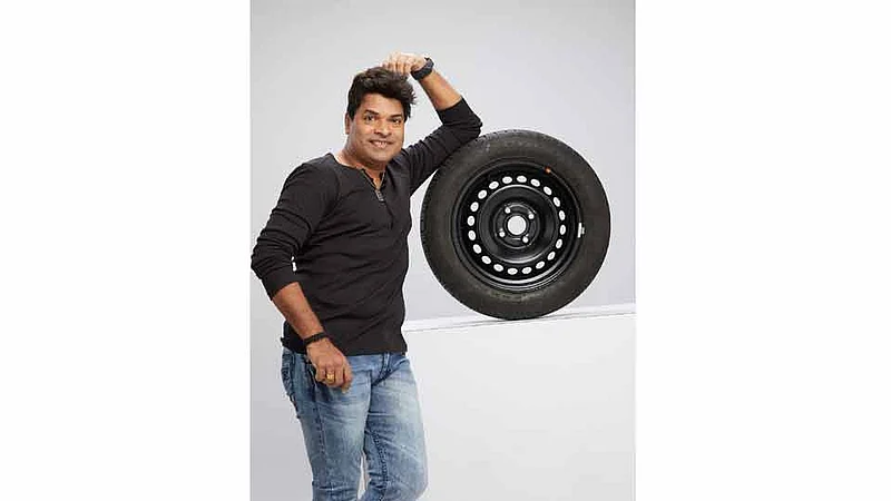 Actor Bharat Jadhavs upcoming film named Stepney