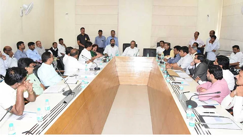Canal committee meeting in Pune.jpg
