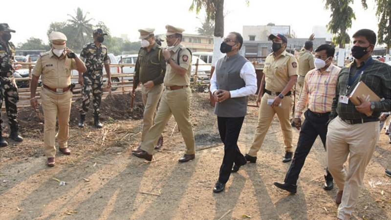 Dr-Abhinav-Deshmukh