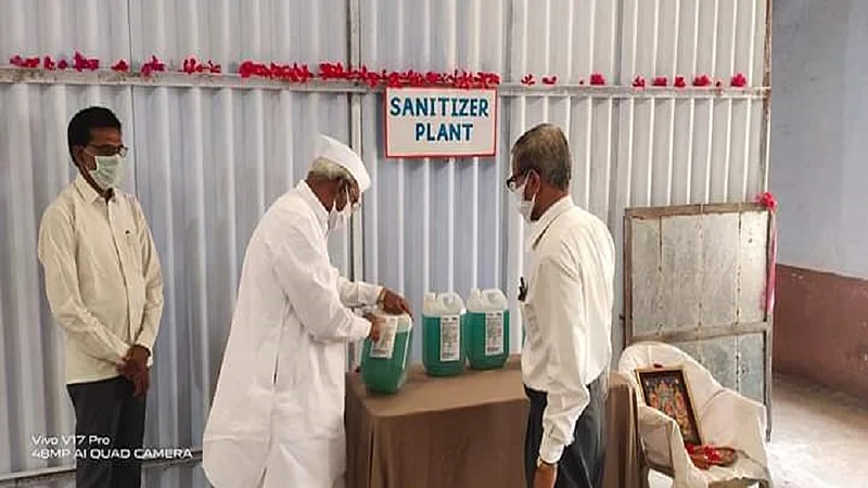 Chhatrapati Sambhaji Raja manufactures 50 Thousand liters sanitizer
