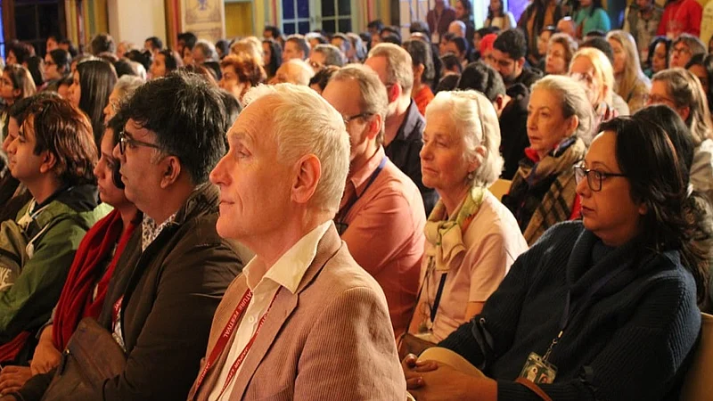samrat phadnis writes report about jaipur literature festival 2020