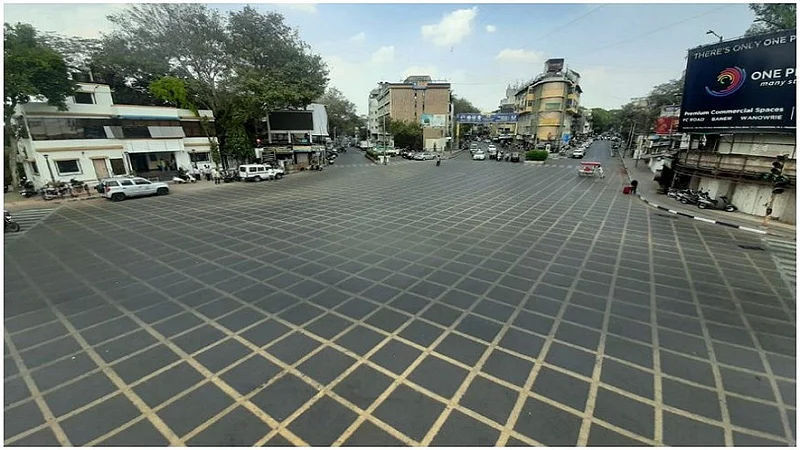 Lockdown in Pune continues even after three May.jpg