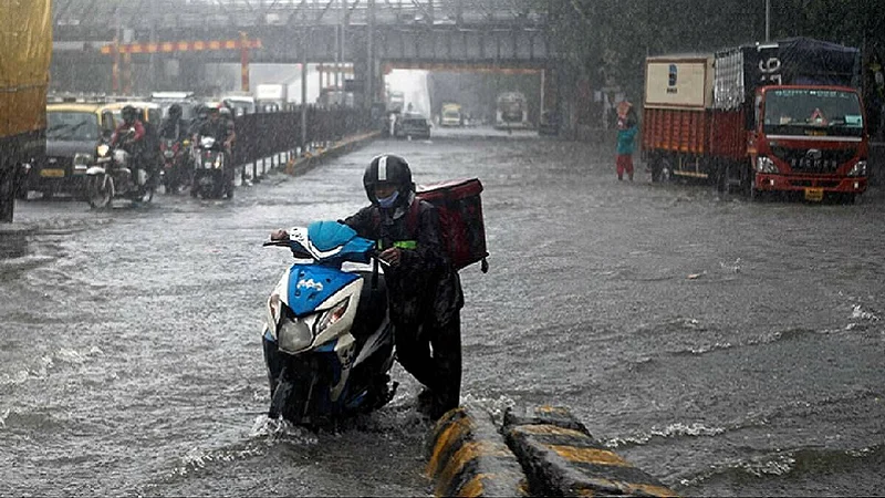 Mumbai Rain Update: जाणून घ्या मुंबईतल्या पावसाचे लेटेस्ट अपडेट