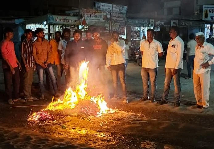 Holi of Government decision from Yuva Sena