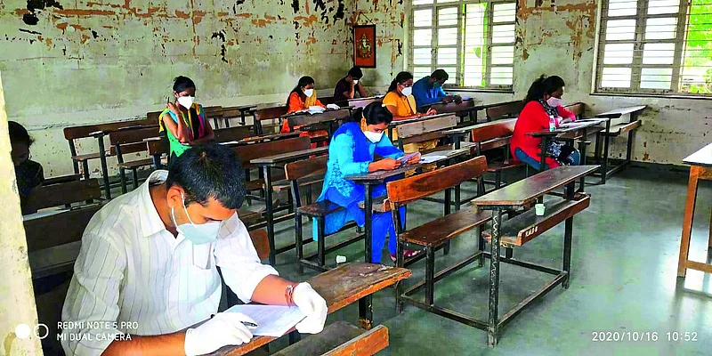 Attendance of 421 candidates for Community Health Officer Entrance Examination