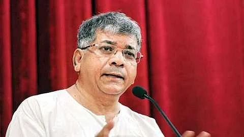 Demands of FIR against Prakash Ambedkar and Gunratan Sadavarte
