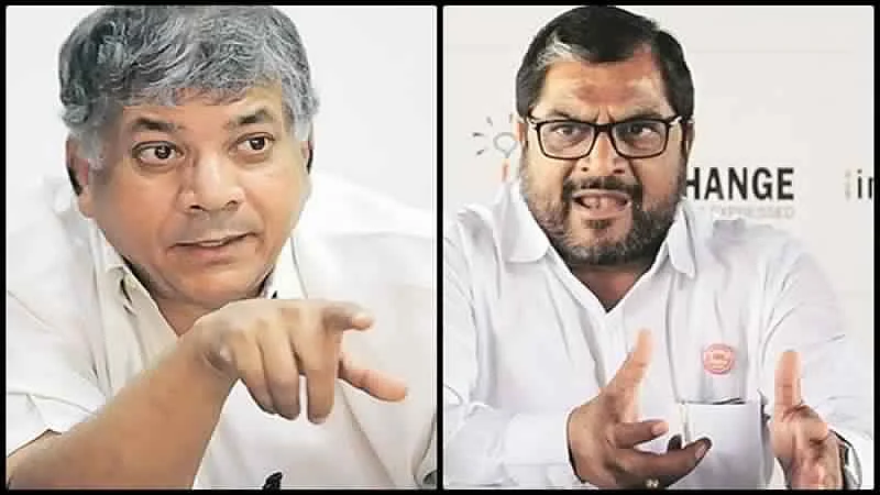 Prakash-Ambedkar-and-Raju-Shetti - Copy.jpg