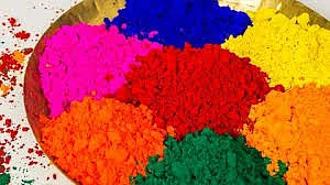 Take care of the skin while playing color