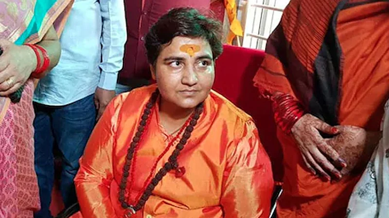 Loksabha 2019: साध्वी प्रज्ञासिंहचा भाजपमध्ये प्रवेश; काँग्रेसच्या माजी मुख्यमंत्र्याविरुद्ध लढणार?