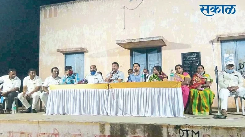 The 40-year pending land issue in Ashta will be settled}