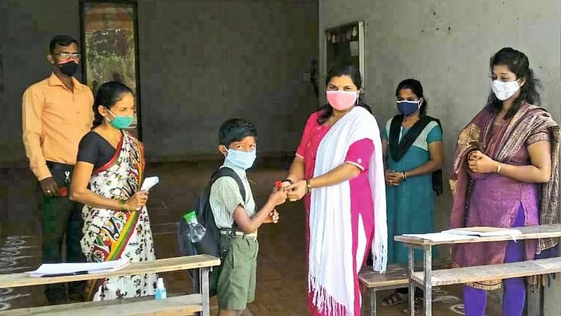 20 more school start sindhudurg district}