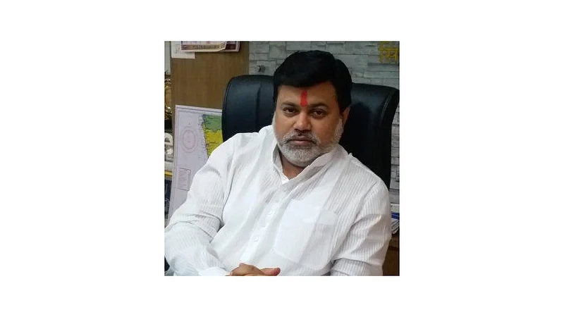 Mahendra Paradkar Comment on Uday Samant Ratnagiri Marathi News