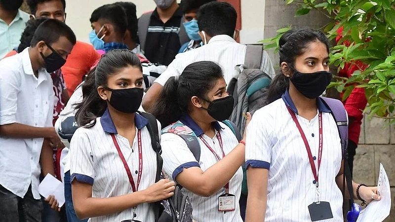 Students_School