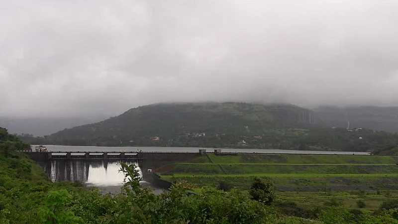 Vadivale dam is 80 percent full Heavy rain in Nane Mawla