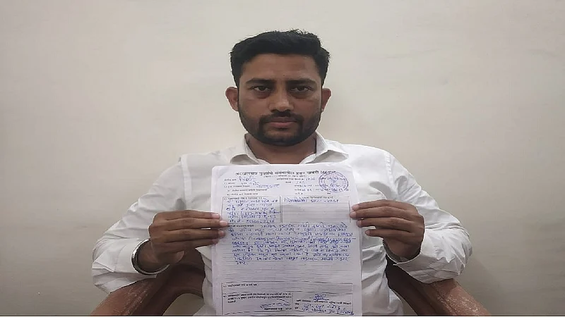 उद्धव ठाकरेंचा एकेरी उल्लेख, कंगना राणावत विरोधात विक्रोळीत तक्रार दाखल