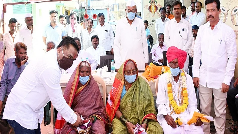 aadharwad.jpg