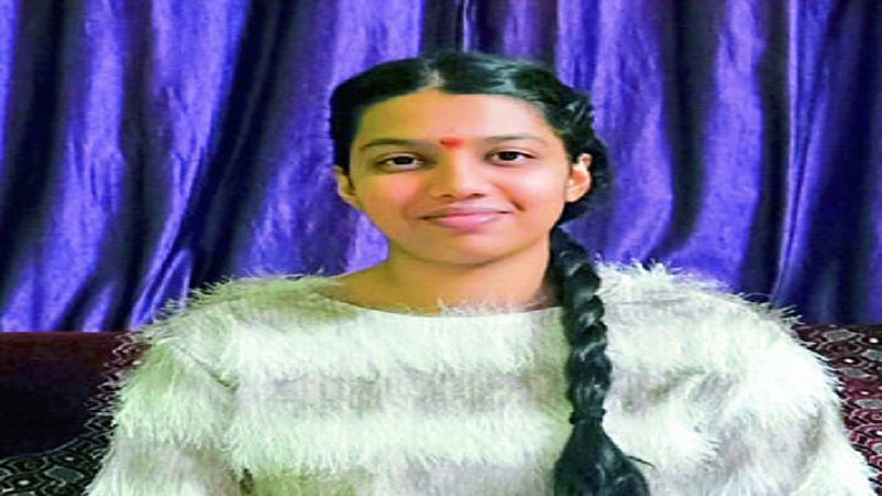 anushka divte.jpg