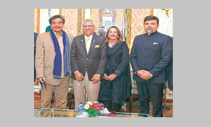Ashish Deshmukh meets President of Pakistan