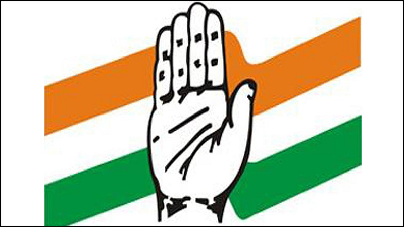 gujarat election shock to congress kailash garhvi joins aap with 300 members