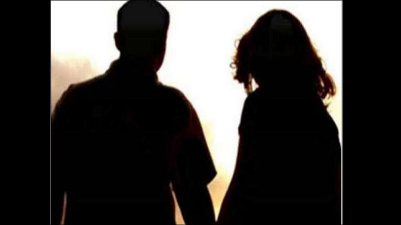 woman run away with lover leaving husband and children at hisar