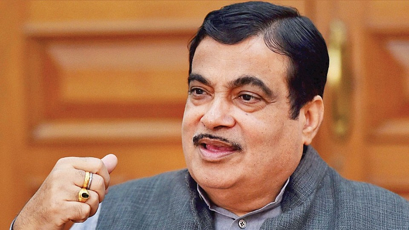 will raise woman industrialist number to crore said nitin gadkari