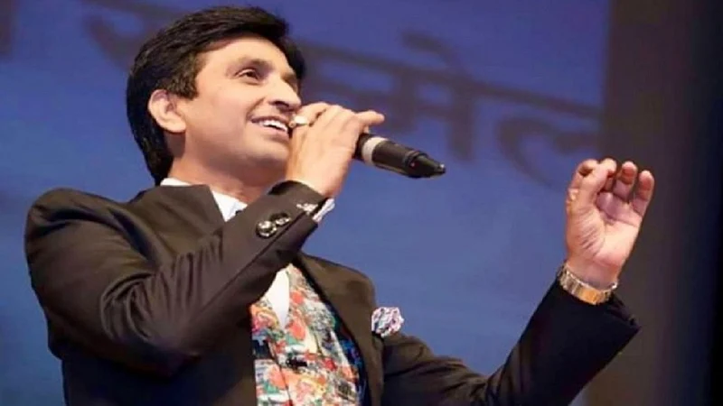 kumar vishwas